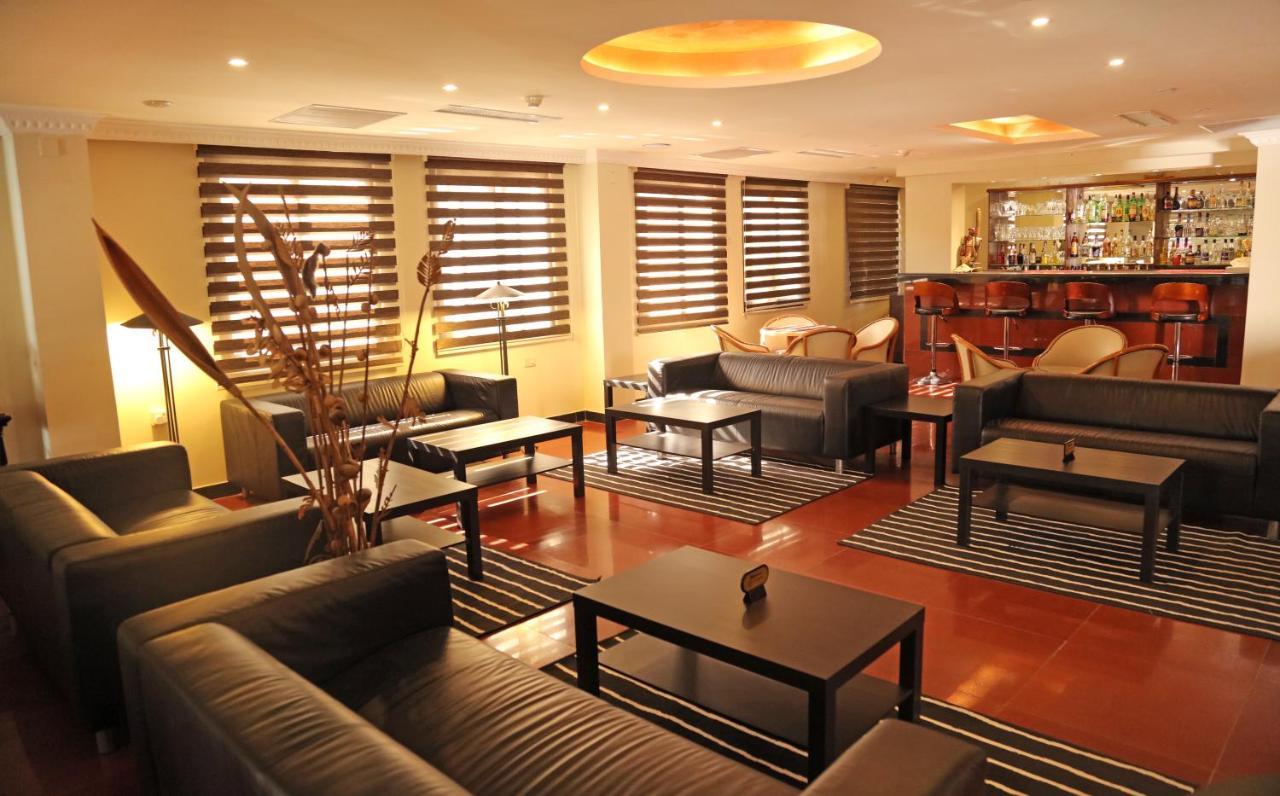 Golden Tulip Aqaba Hotel Luaran gambar