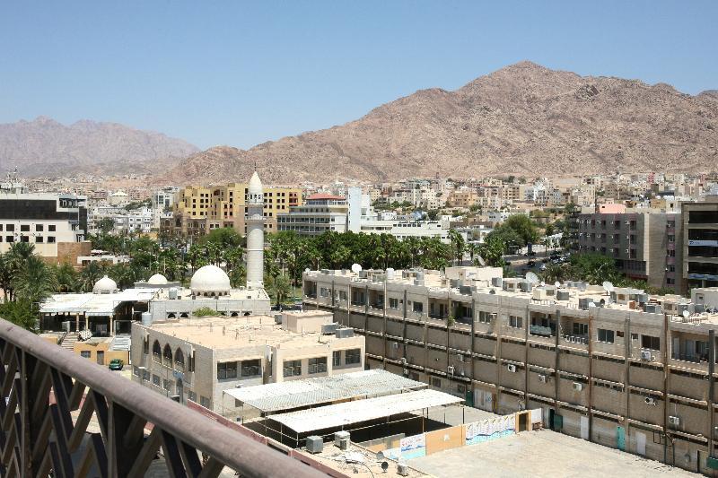 Golden Tulip Aqaba Hotel Luaran gambar